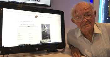 1 WAGS - RUNNALLS Tom Hodge - 428363 [Courier Article]